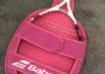 babolat tennis racquets size 21 plus a strap holder bag