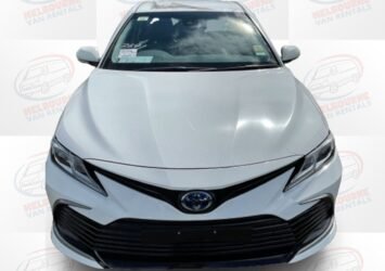 Toyota Camry Hybrid 2021 Model