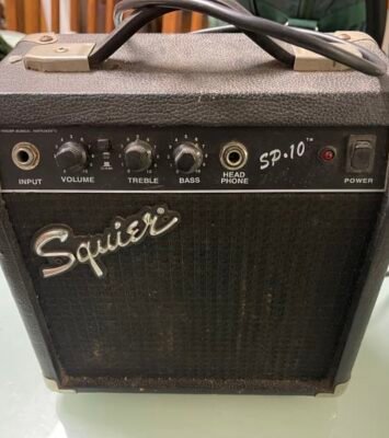 Fender squire electric guitar amplifier