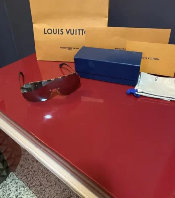 Louis Vuitton Sunglass