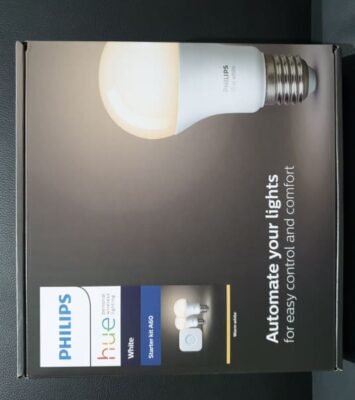 Philips Hue Bridge & 2x Smart LED Lights