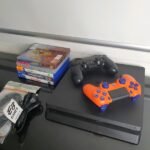 Ps4 slim 500gb 2 controllers 5 games