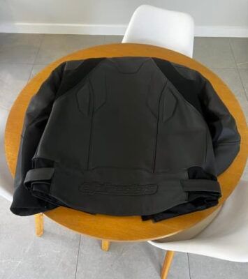 Mint condition alpinesstars black leather motor bike jacket