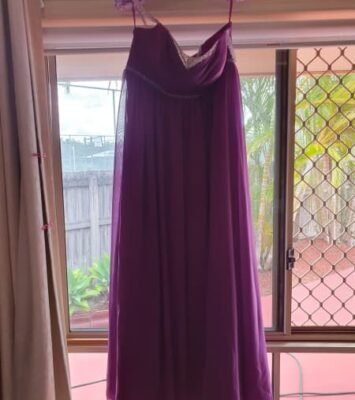 Best Formal Dress Size 18. Purple. $55 near me - Ormeau QLD