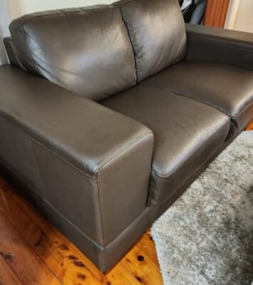 Best Modern Leather Sofa (DELIVERY INCLUDED) near me - Beenleigh