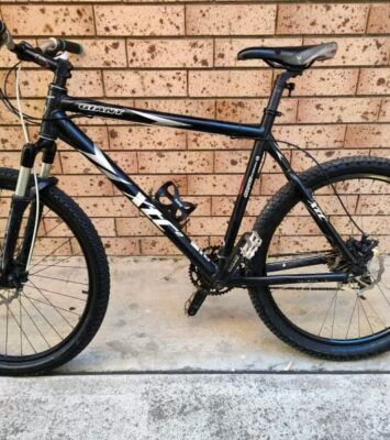 Best Giant XTC2 Mountain Bike, Disc near me - Liverpool