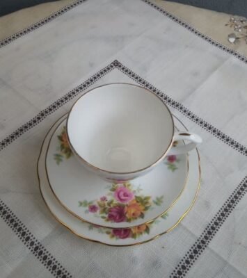 Best Vintage Duchess Red & Yellow Rose Bone China Trio made in England near me - Decorative Accessories